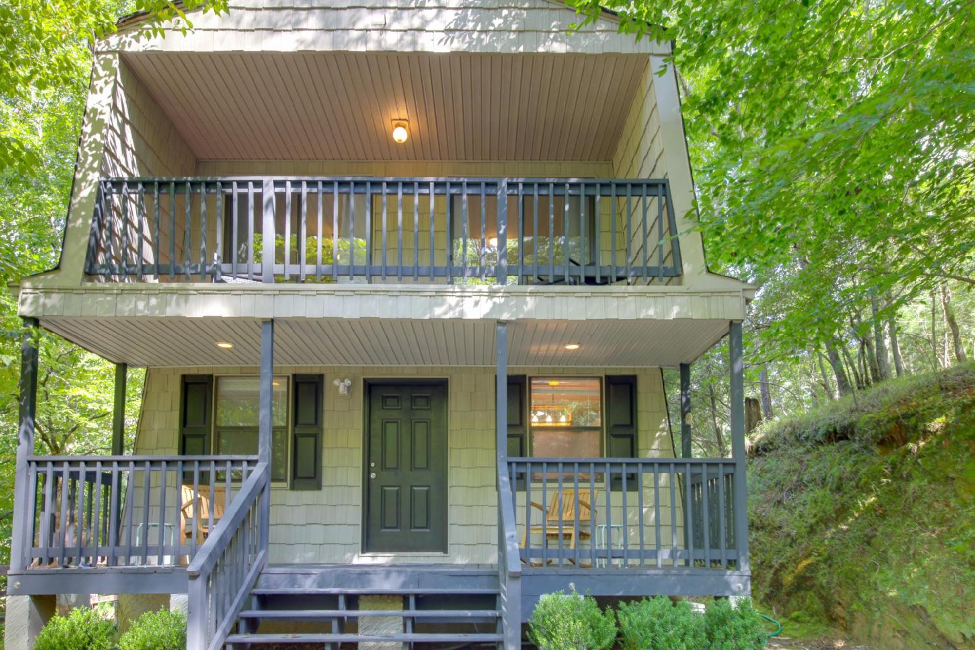 Pet-Friendly Ellijay Cabin In The Woods On 1 Acre!ヴィラ エクステリア 写真